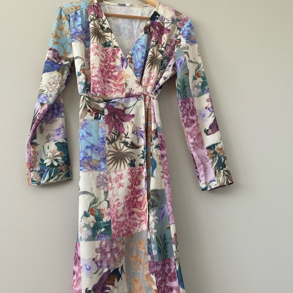 SHEIN floral print wrap dress - Picture 1 of 1